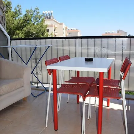 Apartamento Anthi Holiday *